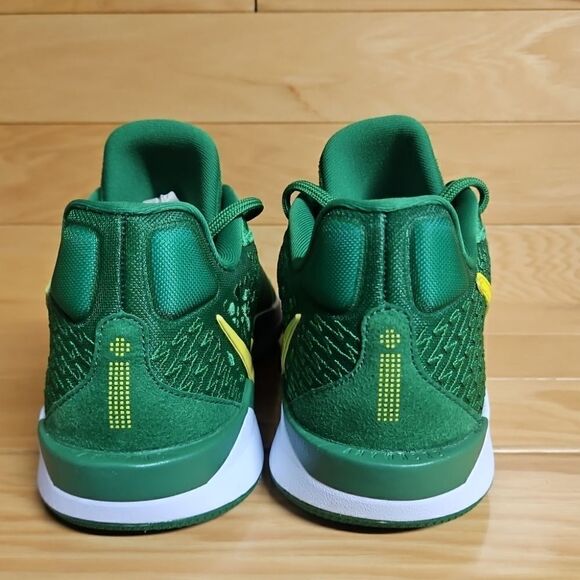 Nike Sabrina 2 Oregon Ducks Apple Green Yellow Strike Basketball Shoe HQ4344-300 - Picture 9 of 11